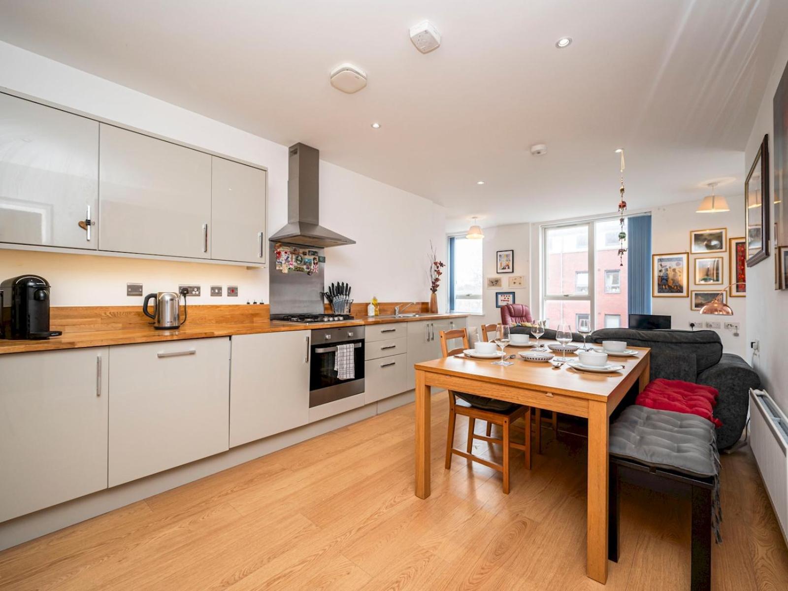 London Apartment Near Tower Bridge And Tube Pass The Keys エクステリア 写真