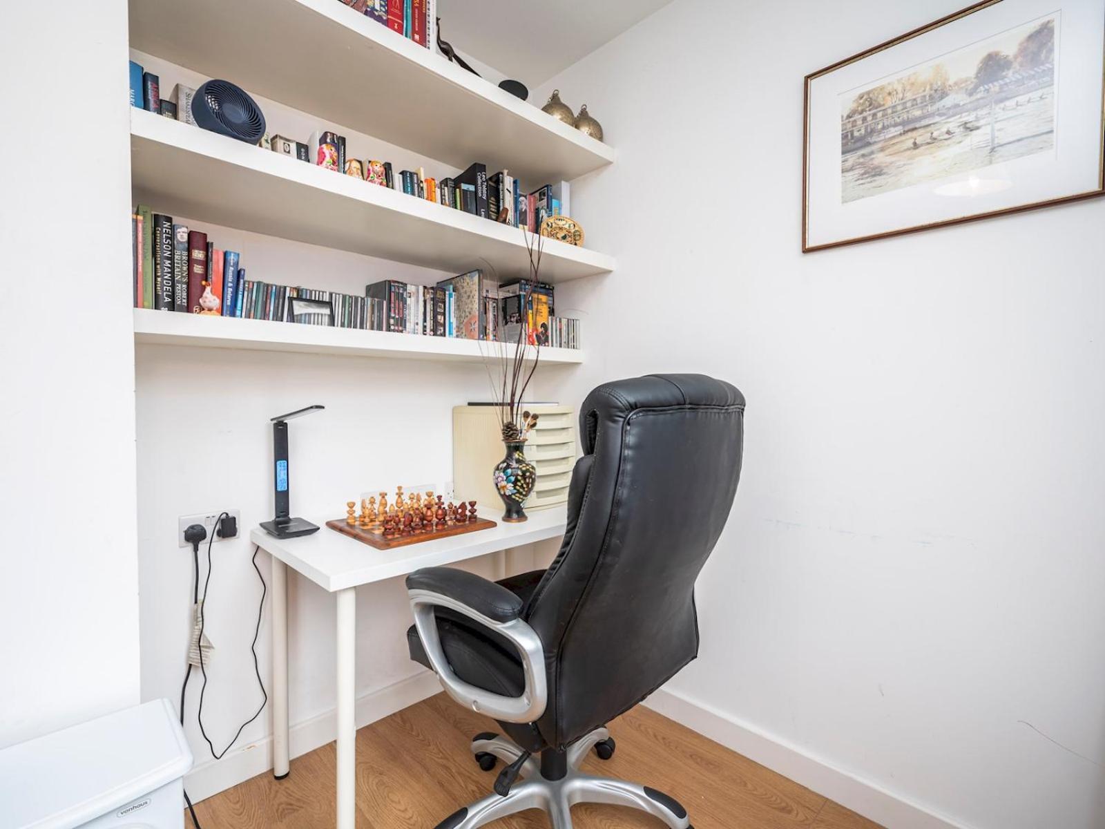 London Apartment Near Tower Bridge And Tube Pass The Keys エクステリア 写真