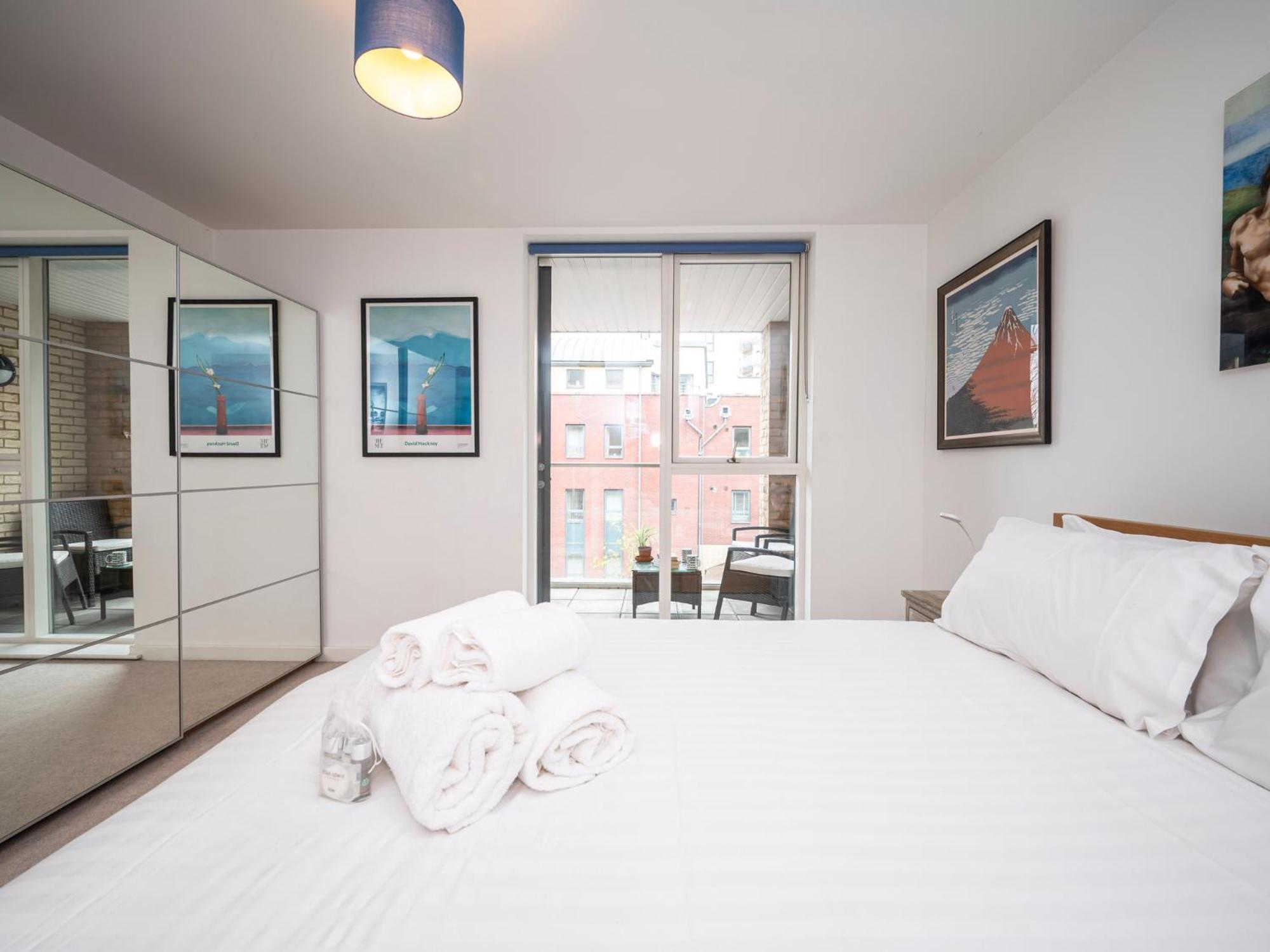 London Apartment Near Tower Bridge And Tube Pass The Keys エクステリア 写真