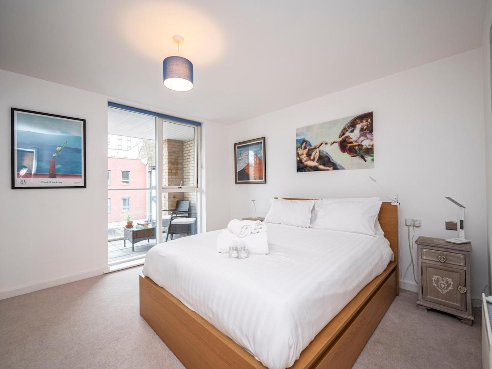 London Apartment Near Tower Bridge And Tube Pass The Keys エクステリア 写真